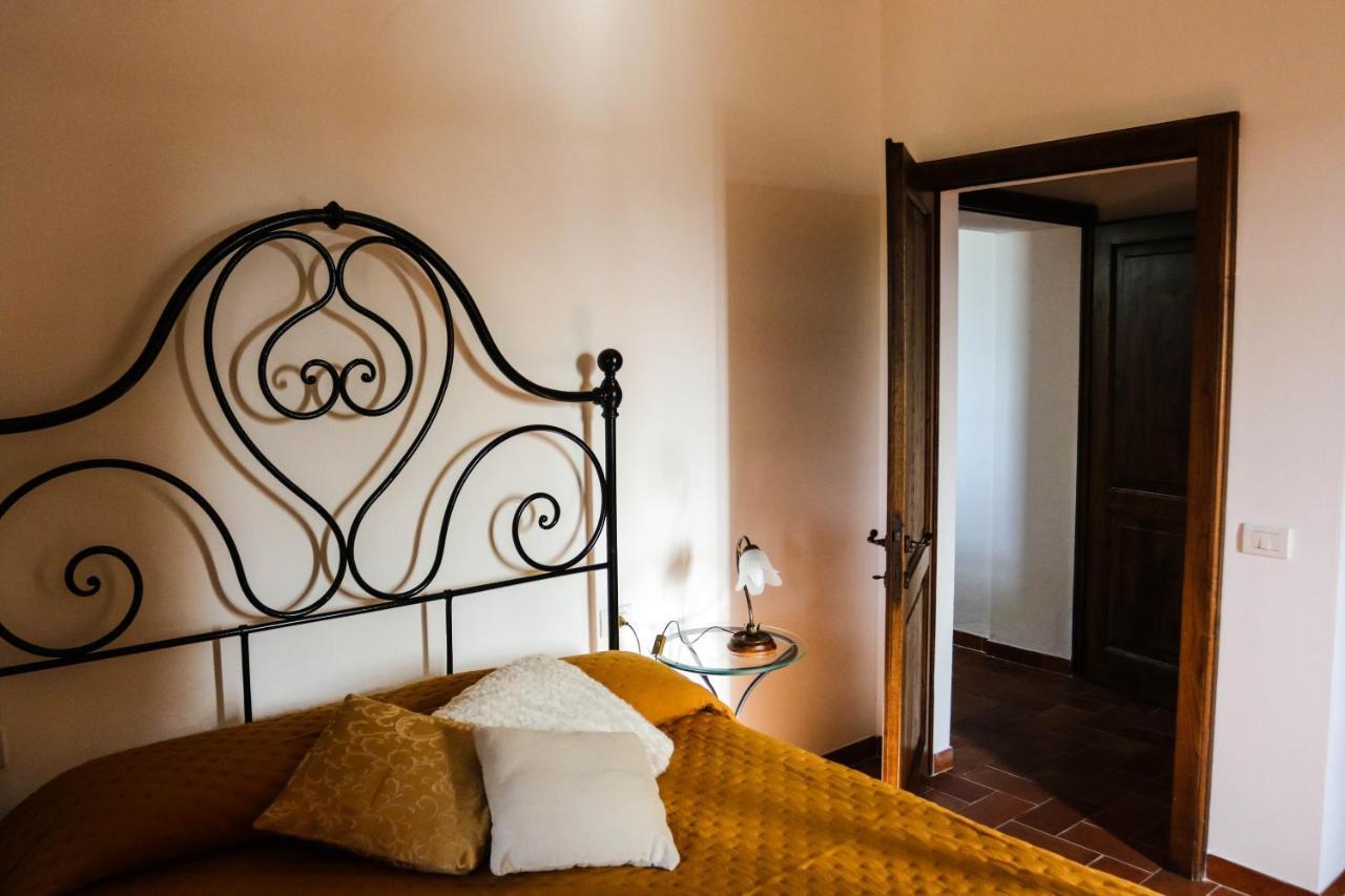 Agriturismo Bombina Montisi Eksteriør bilde